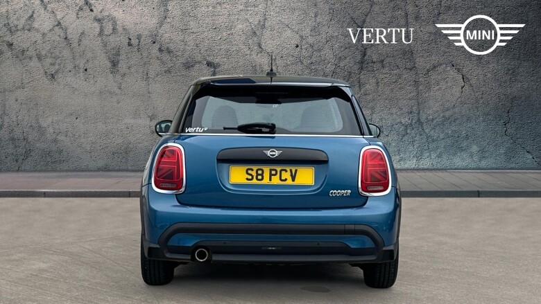 MINI Hatchback 1.5 Cooper Classic 5dr Auto Petrol Hatchback